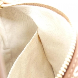 Túi Loewe Cubi nhỏ Q995250X01 616446