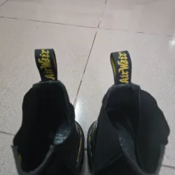 Giày Dr. Martens Bianca.
Màu đen.
Size 5UK - 38. Made in Thailand. Tình trang sử dụng tốt. 1031353
