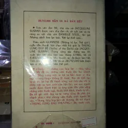 Thung lũng đau thương (thung lũng búp bê)- Jacqueline Susann 974353