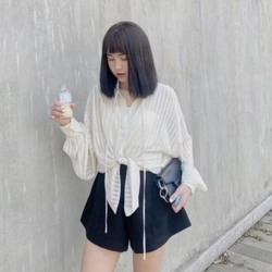Quần short nữ ống loe chất vải tuyết mưa màu đen 447648