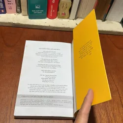 II Sách Kỹ Năng: Cứ Cười Thôi, Mặc Kệ Đời - Gari - 2018 791025