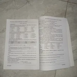 Sách: Học Thật Giỏi Và Phá Đảo Điểm 9-10 Toán – Văn – Anh Lớp 8 569140
