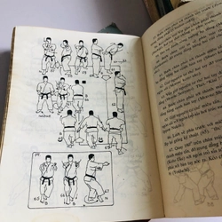 📚 SÁCH VỀ KARATE  🥋 542427