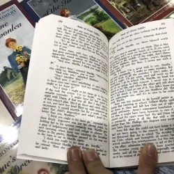 Truyện - Anne of Green Gables Complete - No box 8 books 426880
