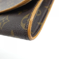 Túi xách vai Louis Vuitton Monogram Pochette Twin GM M51852 610434