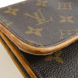 Túi đeo vai Louis Vuitton Monogram Pochette Twin GM M51852 611985