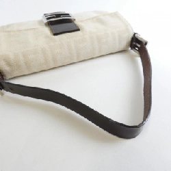 Túi xách vai Fendi Baguette 26424 - Hàng hiệu Chính hãng 802536