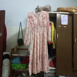 Váy hoa nhí hồng