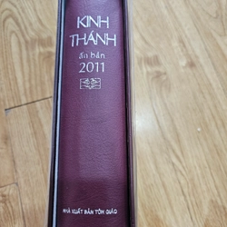 Kinh Thánh Ấn Bản 2011 Cựu Ước&Tân Ước –Các Giờ Kinh Phụng Vụ (1971-2011) kèm hộp, bìa da. 380419