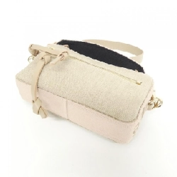 Túi đeo hông Woody của Chloe CHC23AS432 L13 - Hàng hiệu chính hãng 764204