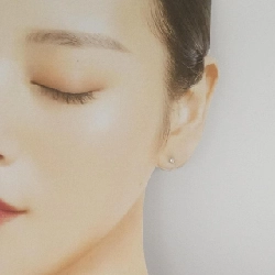 K18YG Solitaire Bông tai Kim cương - Hàng hiệu Chính hãng 865170