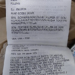 Áo khoác lông vũ MONCLER 640253