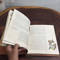 [Xem Kỹ Ảnh] - II Sách Lịch Sử: Con Người Trở Thành Khổng Lồ - 1982 1022276