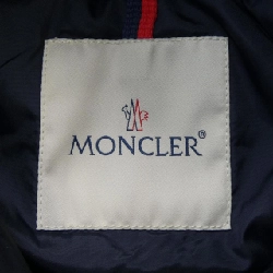 Áo khoác lông vũ MONCLER 642168