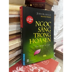 Ngọc sáng trong hoa sen - John Blofeld 124966