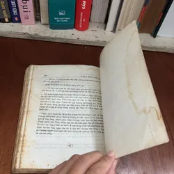 II Sách Phật Giáo: Thoát Vòng Tục Luỵ - Quảng Độ (Dịch Giả) - PL. 2521 • 1977 631392