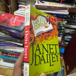 Văn học NN - Bến Hẹn - Janet Dailey 1025958