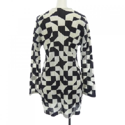 Pleats Please 2016 Hình học PP63-JT765 7571095 Áo tunic - Hàng hiệu Chính hãng 774391