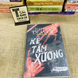 KẺ TẦM XƯƠNG