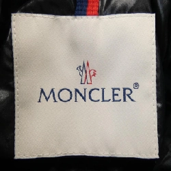 Áo khoác lông vũ MONCLER 642552