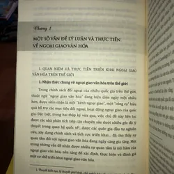 Ngoại giao văn hoá Việt Nam một thập kỷ hội nhập quốc tế và một số vấn đề đặt ra… 730772