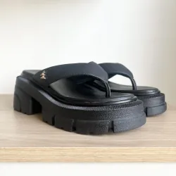 Dép sandal nữ THE QUEEN WOLF màu đen size 36 596009