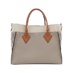 Túi Louis Vuitton On My Side MM M53825 618594