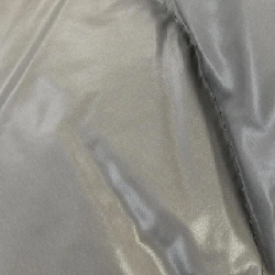 Áo khoác lông vũ MONCLER 641956