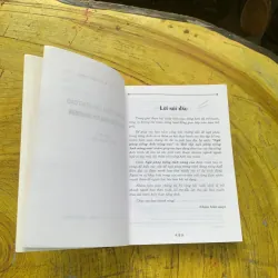 COMBO TỰ HỌC 20 CHỦ ĐỀ TỪ VỰNG TIẾNG ANH (bảng từ) & A PRACTICAL ENGLISH GRAMMAR  779019