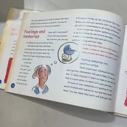 NGOẠI VĂN tiếng anh trẻ em : Baby’s First Year - nhật kí đầu đời của con - sách kinh điển 1027841