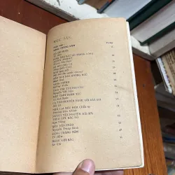 [Sách 7x] - II Thơ: Muôn Vàn Tình Thân Yêu - Nhiều Tác Giả - 1976 797105