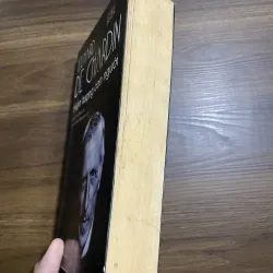 Hiện tượng con người 933813