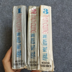HÁN CUNG HAI MƯƠI TÁM TRIỀU 469862
