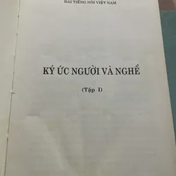 ĐÀI TIẾNG NÓI VIỆT NAM KÝ ỨC NGƯỜI VÀ NGHỀ 2 tập, bìa cứng 713076