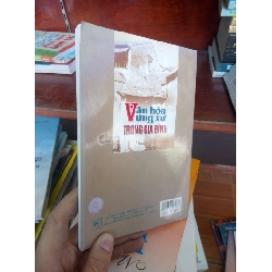 Văn hoá ứng xử trong gia đình - Khắc Chương 2006 Sách làm cha mẹ VAVO-AK19 935887