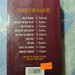 Tủ sách văn học Nga - Xô Viết 993606