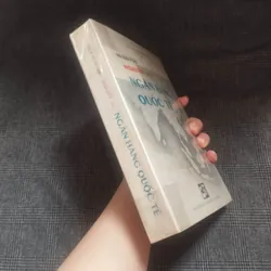 Nghiệp vụ Ngân hàng Quốc tế - PTS. Lê Văn Tề - Năm 1994 655226