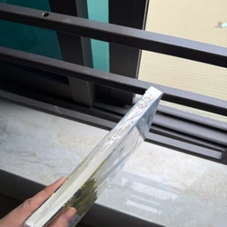 Sách ngôn tình-Đừng nhìn lén nữa anh cũng thích em 538756
