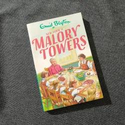Malory Towers: New Term At Malory Towers - Enid Blyton