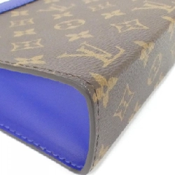 Túi đeo vai Louis Vuitton Monogram Macassar Gaston Wearable Wallet M12813 608589