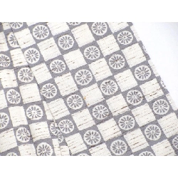 Áo kimono thăm viếng, dệt tơ, nhuộm hồng gấc - Hàng hiệu Authentic 877385