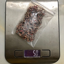 ( 50gram ) ĐIỆN TRỞ NHẬT 8.2K 1/4W 0,25W 5% Carbon