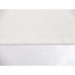 Áo dài truyền thống với họa tiết vàng và thêu hình chim ưng - Hàng hiệu Authentic 878558