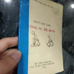 Sách dạy làm công sự bộ binh