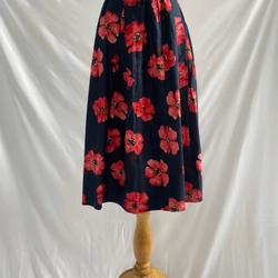 🌻CHÂN VÁY CARO ĐỎ, Free size, Eo chun, Mới 90% 452769