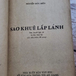 Sao Khuê lấp lánh
Tiểu thuyết lịch sử về Nguyễn Trãi 327946