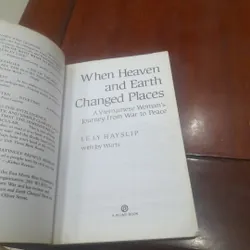 Le Ly Hayslip - WHEN HEAVEN AND EARTH CHANGED PLACES 720633