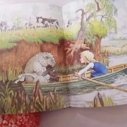 Alice Through the Looking-Glass 1006237