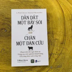 DẪN DẮT MỘT BẦY SÓI HAY CHĂN MỘT ĐÀN CỪU- Tiffani Bova