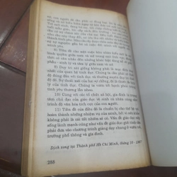 Giáo sư RUDOLF NEUBERT - Sách mới về QUAN HỆ VỢ CHỒNG 519396